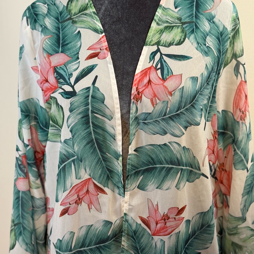 Floral Green and Pink Women's kimono